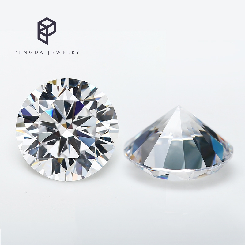 Moissanite Round shape